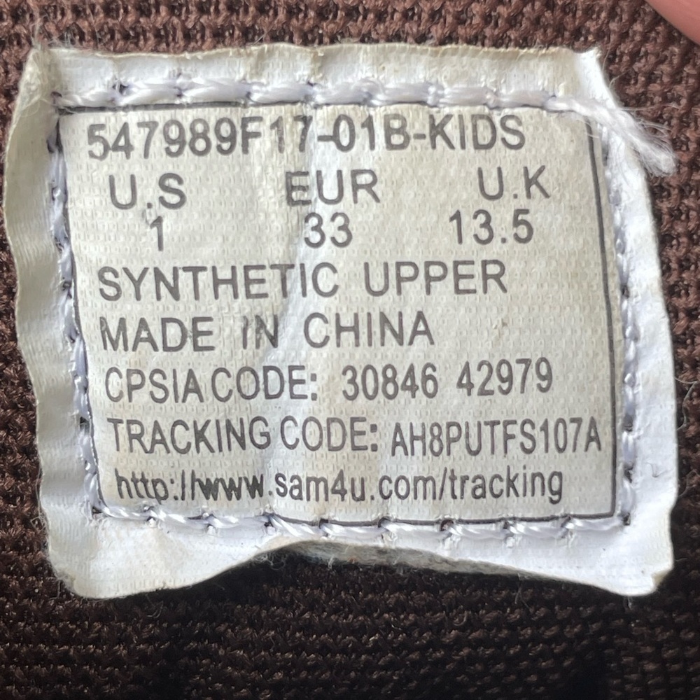Kids Levi’s sneakers size 1 - Picture 7 of 7